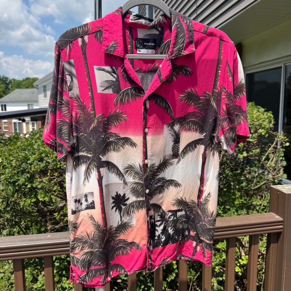Original Use Mens Button Up Shirt Medium Pink Palm Tree Sunset Tropical Summer